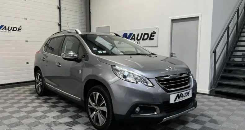 Photo 1 : Peugeot 2008 2016 Essence