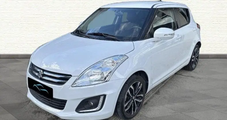 Photo 1 : Suzuki Swift 2017 Petrol