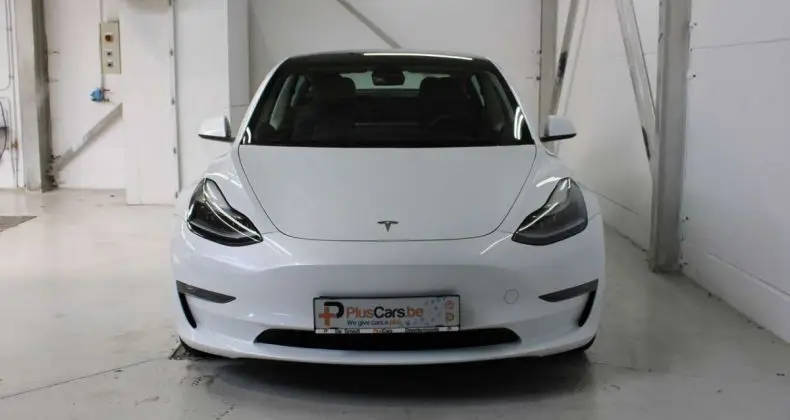 Photo 1 : Tesla Model 3 2022 Electric