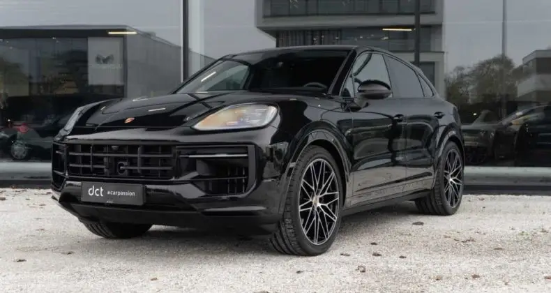 Photo 1 : Porsche Cayenne 2024 Essence