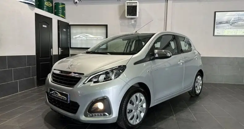 Photo 1 : Peugeot 108 2018 Essence