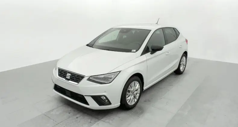 Photo 1 : Seat Ibiza 2024 Petrol