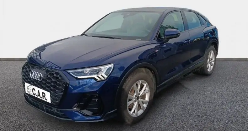 Photo 1 : Audi Q3 2022 Essence