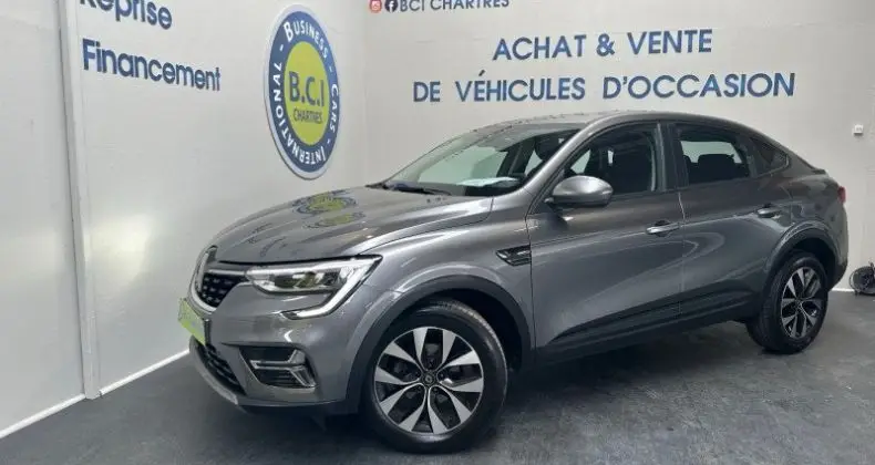 Photo 1 : Renault Arkana 2023 Essence