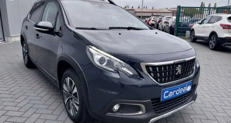 Photo 1 : Peugeot 2008 2017 Petrol