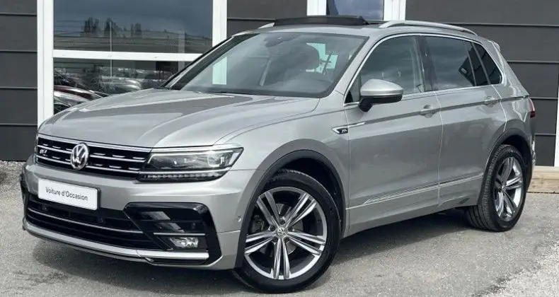 Photo 1 : Volkswagen Tiguan 2019 Essence