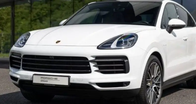 Photo 1 : Porsche Cayenne 2022 Hybrid