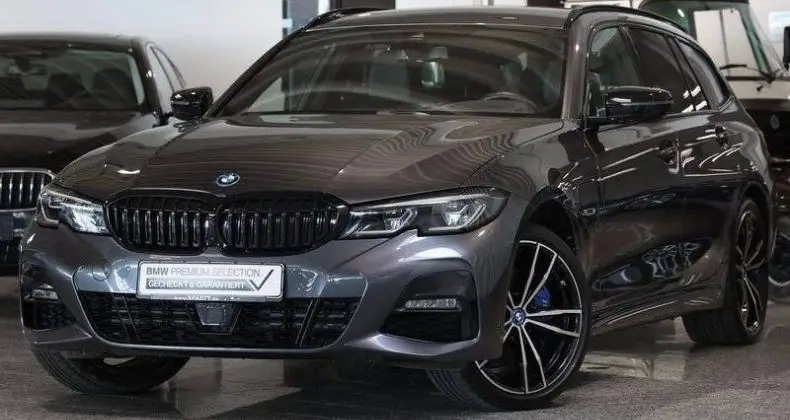 Photo 1 : Bmw Serie 3 2022 Hybrid