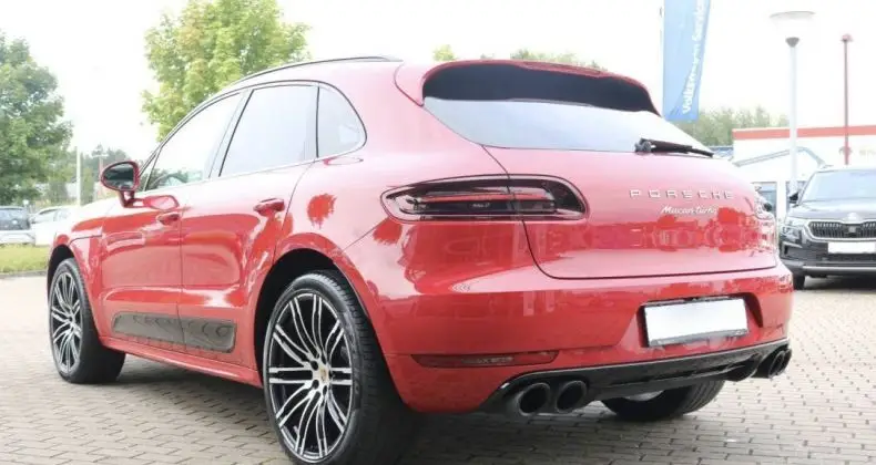 Photo 1 : Porsche Macan 2018 Essence