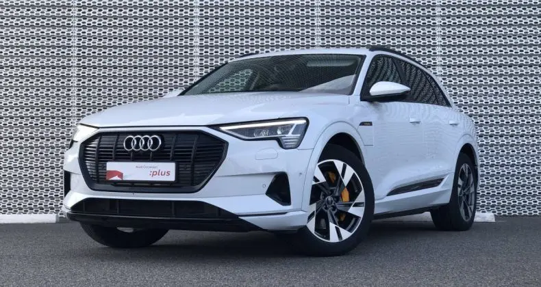 Photo 1 : Audi E-tron 2021 Hybride