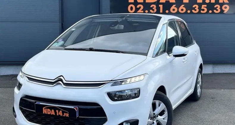 Photo 1 : Citroen C4 2016 Petrol