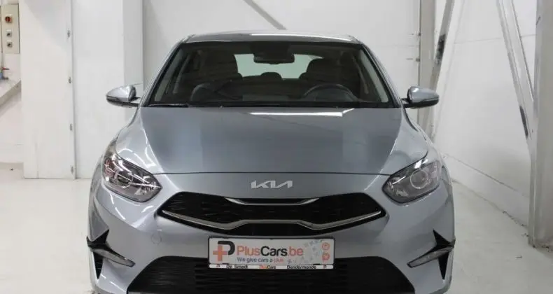 Photo 1 : Kia Ceed 2022 Essence