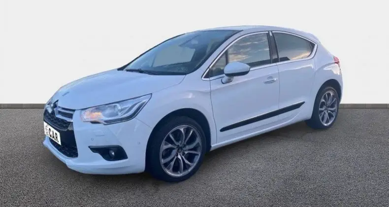 Photo 1 : Citroen Ds4 2015 Petrol