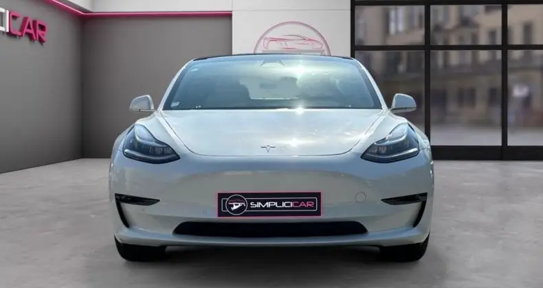 Photo 1 : Tesla Model 3 2019 Non renseigné