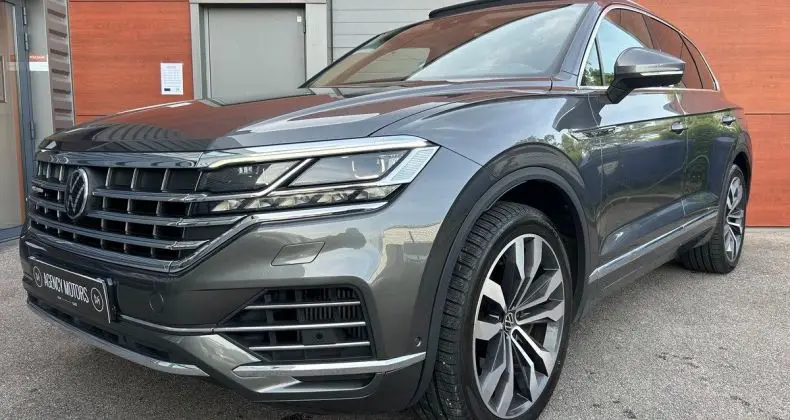 Photo 1 : Volkswagen Touareg 2021 Hybride