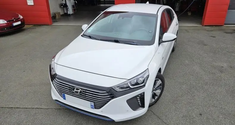 Photo 1 : Hyundai Ioniq 2017 Hybrid