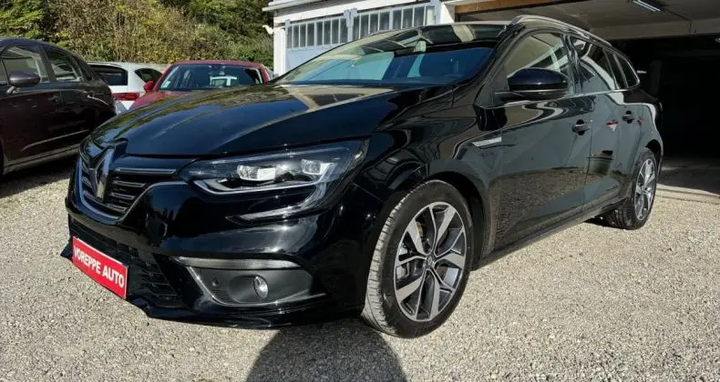 Photo 1 : Renault Megane 2017 Petrol