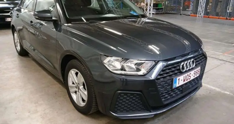 Photo 1 : Audi A1 2019 Petrol