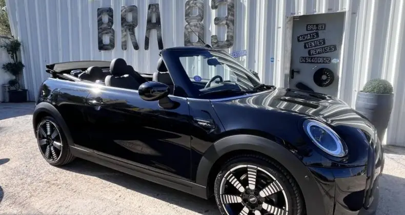 Photo 1 : Mini Cabrio 2021 Essence