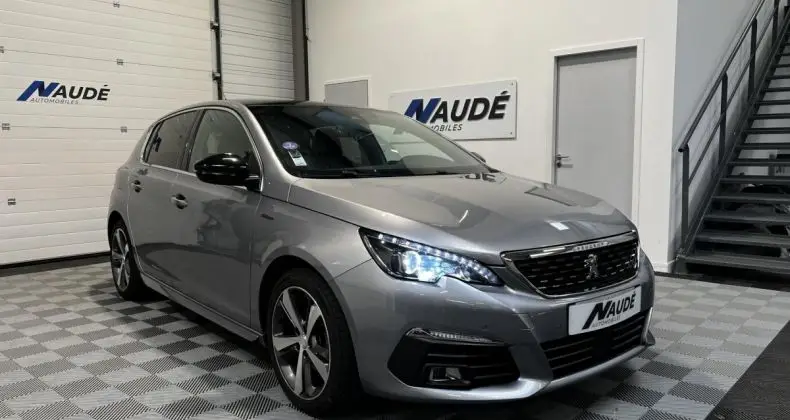 Photo 1 : Peugeot 308 2019 Essence