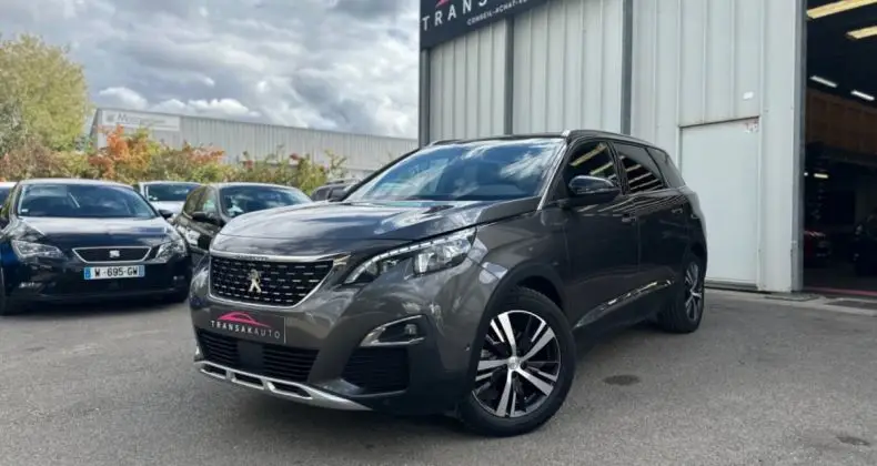 Photo 1 : Peugeot 5008 2020 Essence