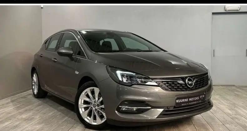 Photo 1 : Opel Astra 2020 Petrol