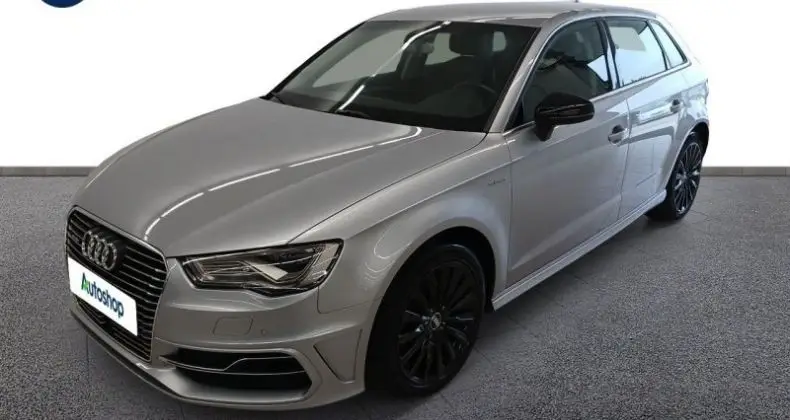 Photo 1 : Audi A3 2016 Hybride