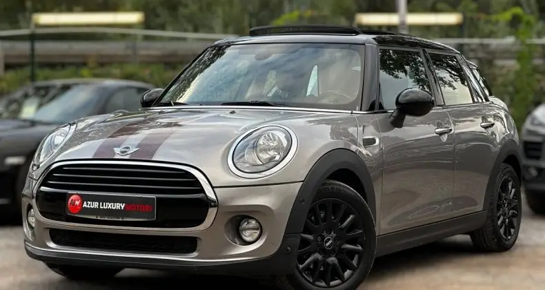 Photo 1 : Mini One 2017 Petrol