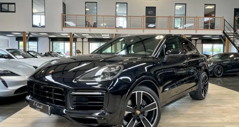 Photo 1 : Porsche Cayenne 2022 Hybrid