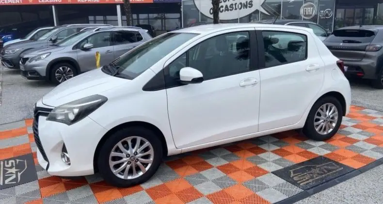 Photo 1 : Toyota Yaris 2015 Essence