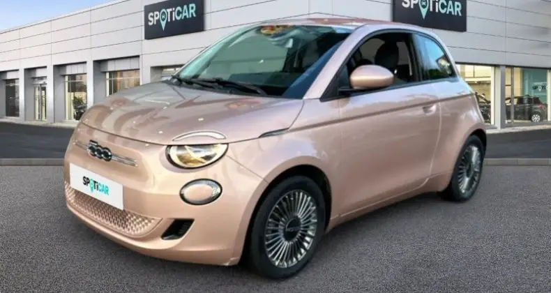 Photo 1 : Fiat 500 2022 Electric