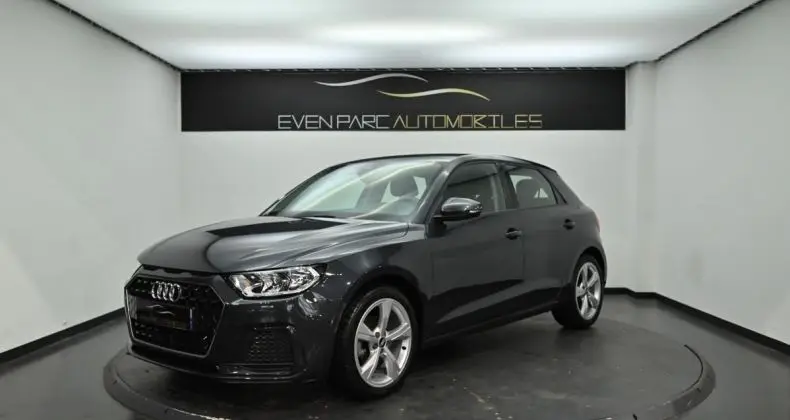 Photo 1 : Audi A1 2021 Essence