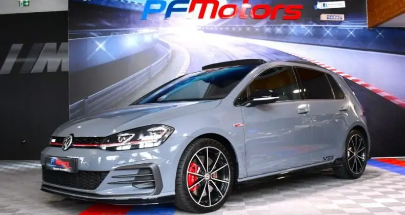 Photo 1 : Volkswagen Golf 2019 Petrol