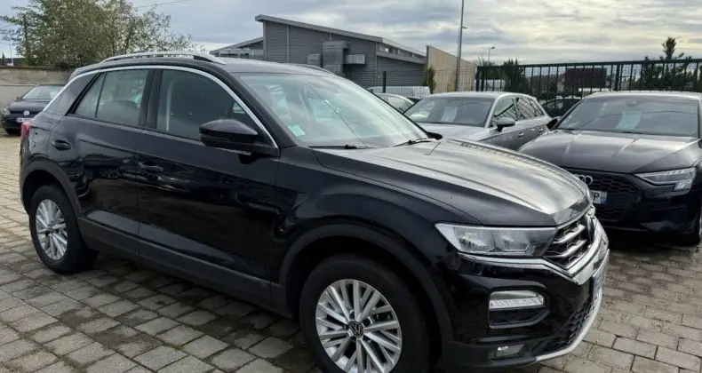 Photo 1 : Volkswagen T-roc 2021 Essence