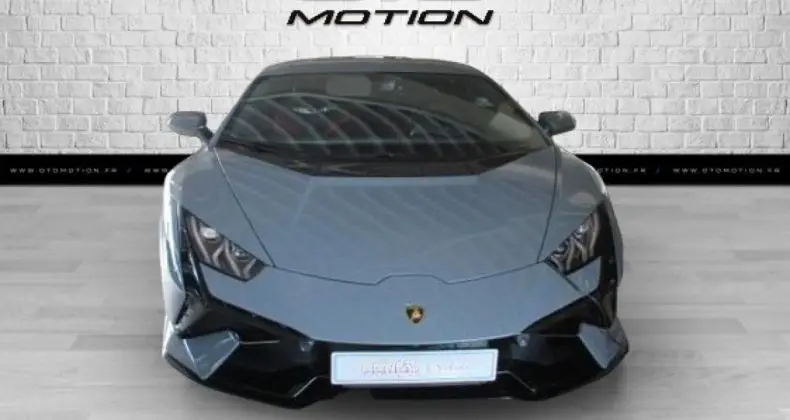 Photo 1 : Lamborghini Huracan 2023 Essence