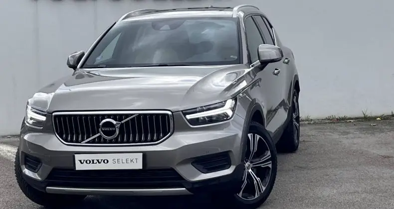 Photo 1 : Volvo Xc40 2021 Hybride