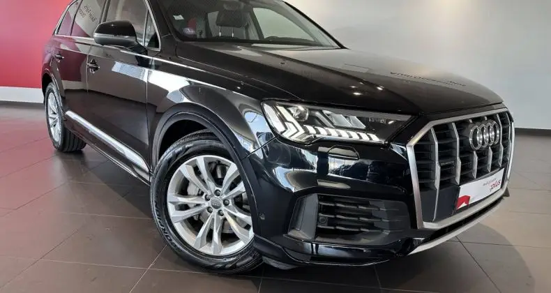 Photo 1 : Audi Q7 2020 Petrol