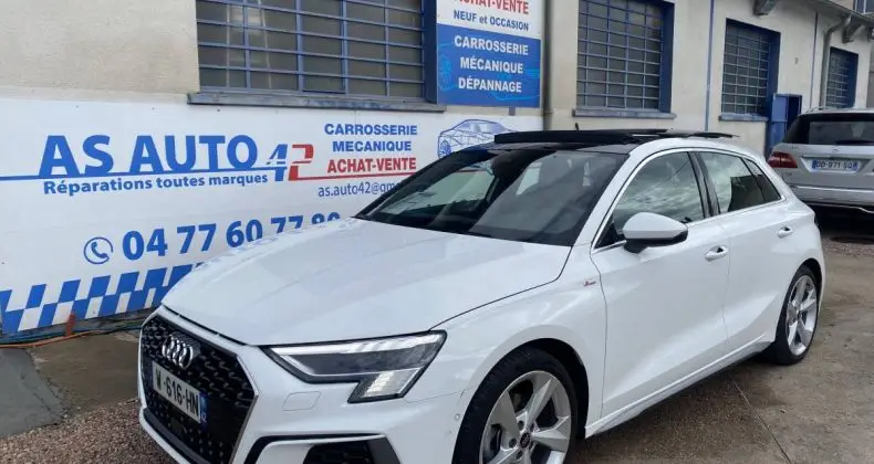 Photo 1 : Audi A3 2023 Petrol