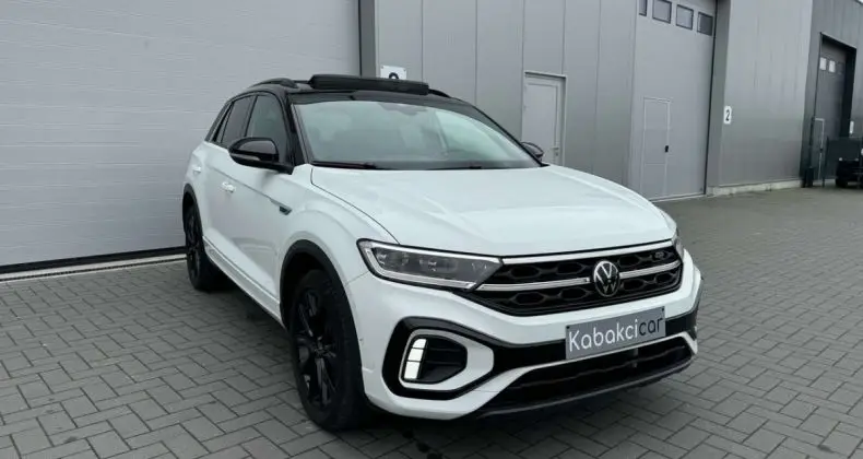 Photo 1 : Volkswagen T-roc 2023 Essence