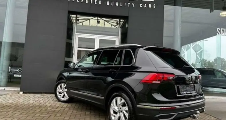 Photo 1 : Volkswagen Tiguan 2023 Essence