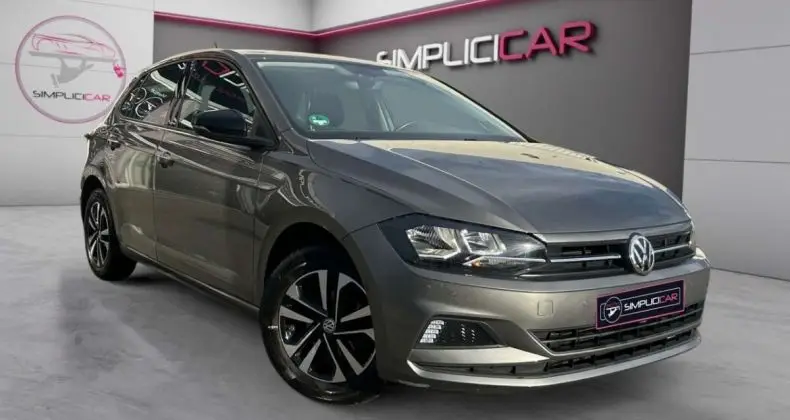 Photo 1 : Volkswagen Polo 2020 Petrol