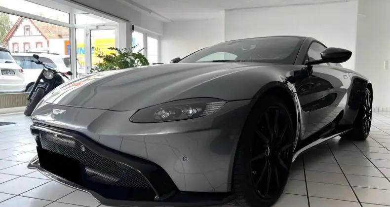 Photo 1 : Aston Martin V8 2019 Petrol