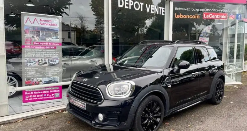 Photo 1 : Mini Countryman 2018 Essence