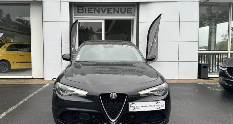 Photo 1 : Alfa Romeo Giulia 2017 Diesel