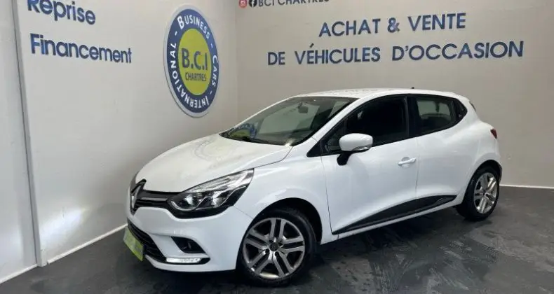 Photo 1 : Renault Clio 2017 Diesel