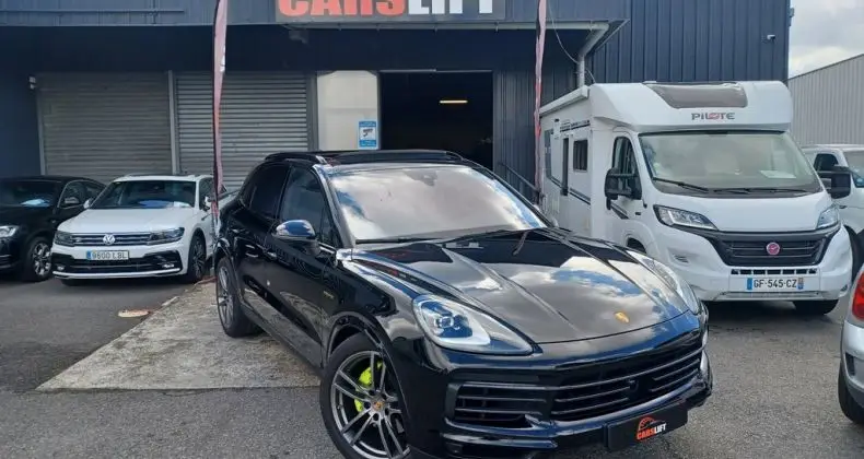 Photo 1 : Porsche Cayenne 2022 Hybrid