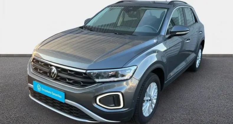 Photo 1 : Volkswagen T-roc 2024 Petrol