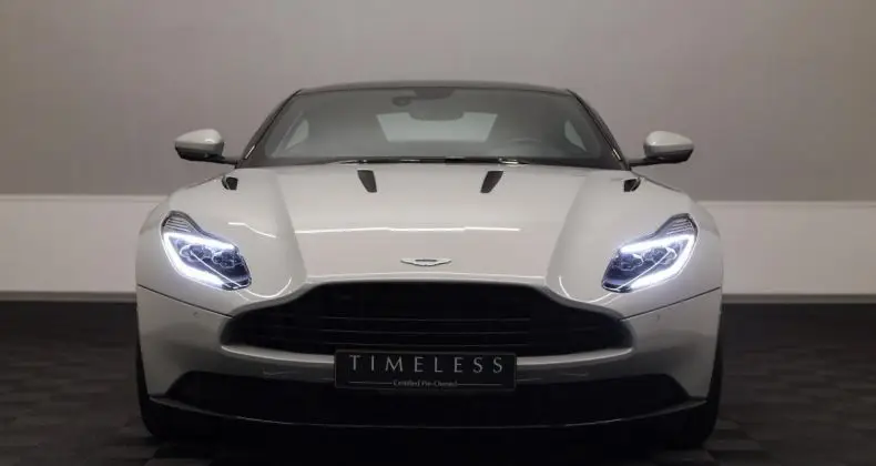 Photo 1 : Aston Martin Db11 2019 Petrol