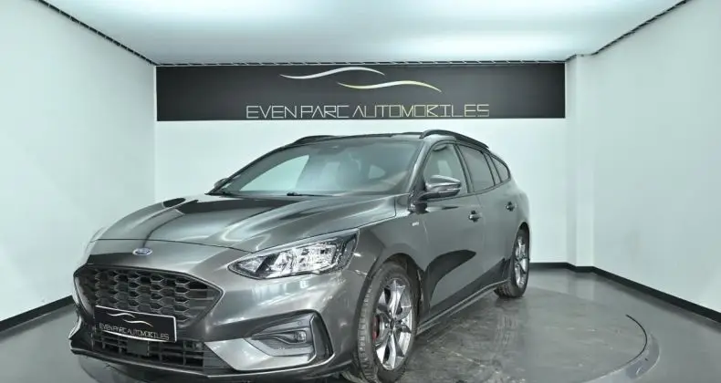 Photo 1 : Ford Focus 2021 Hybride