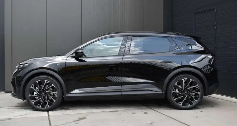 Photo 1 : Renault Scenic 2024 Électrique